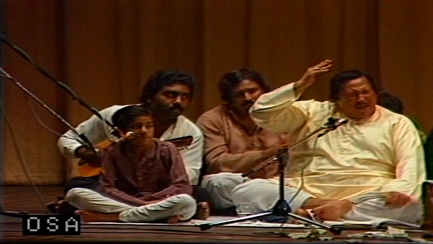 vlcsnap-2012-10-05-23h00m39s240