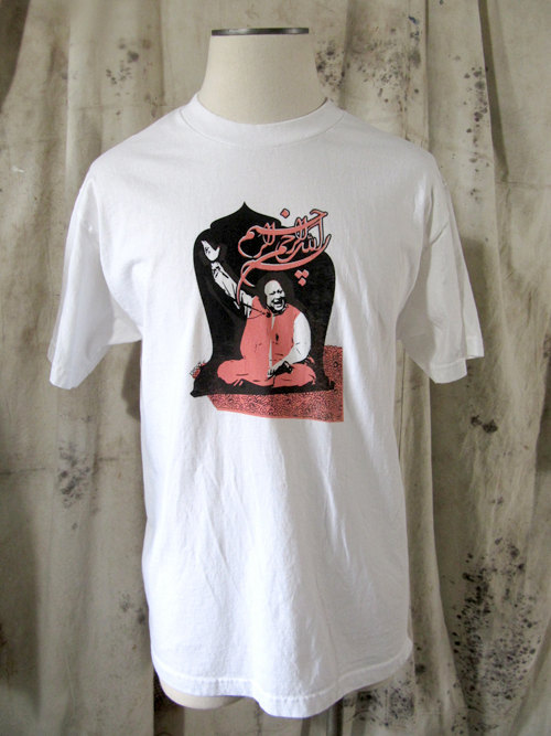 nusrat bismillah black tshirt